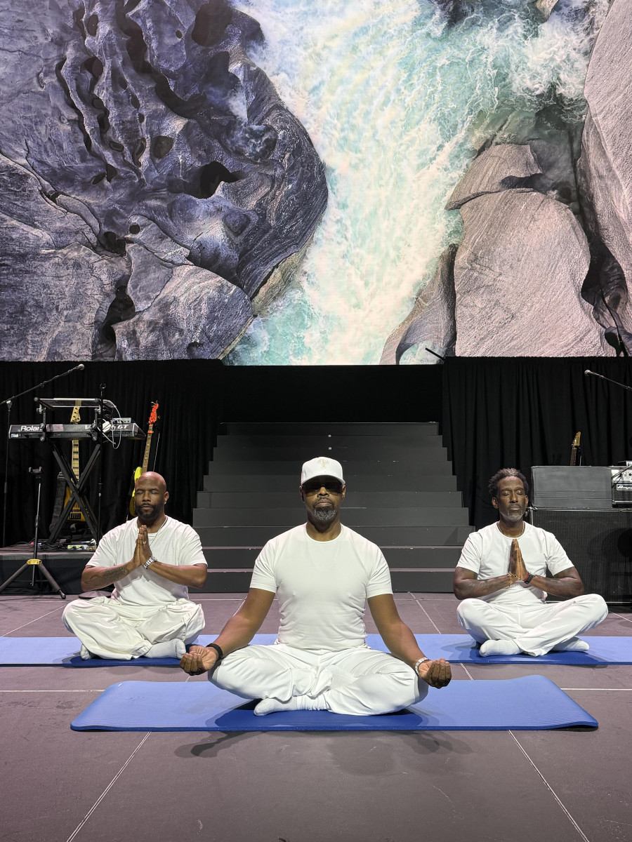 Boyz II Zen_Booking