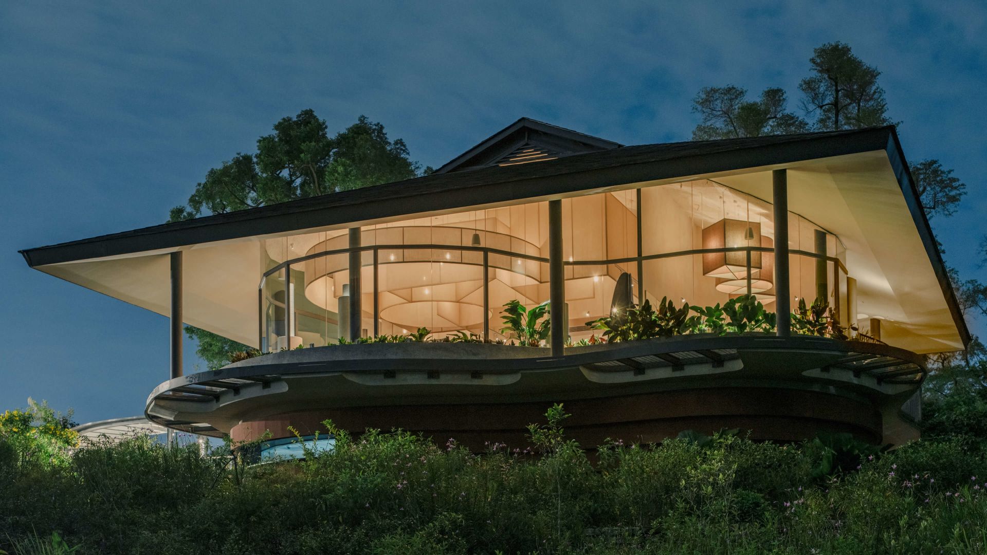 A Building With A Glass Front