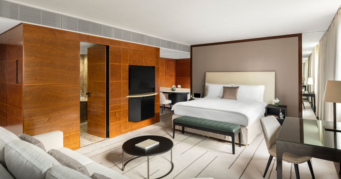A Room With A Bed And A Tv