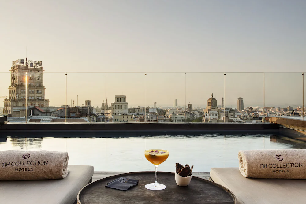 Rooftop pool with views of Barcelona