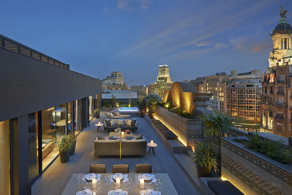 Illuminated terrace with views of Barcelona