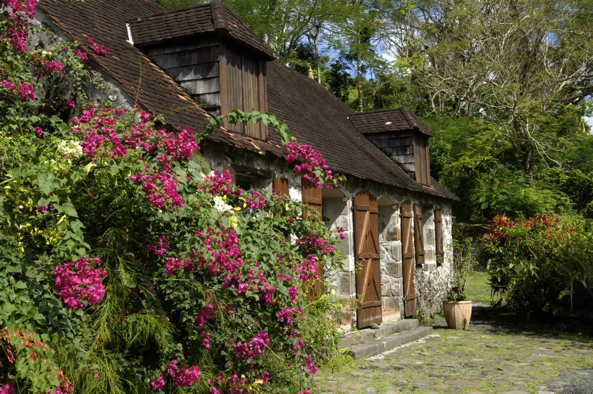 Zabytkowa wioska w La Savane des Esclaves w Trois-Ilets na Martynice