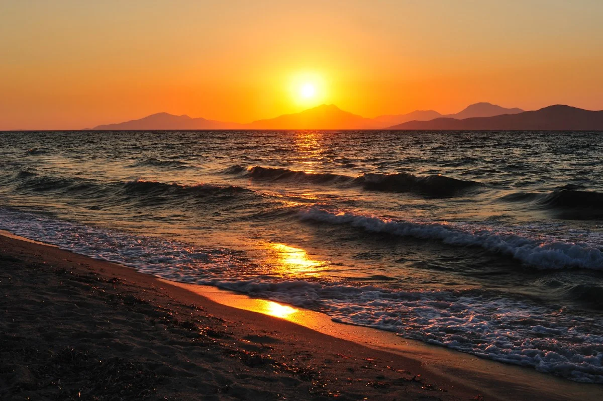 Sunset at Magic Beach © iStock