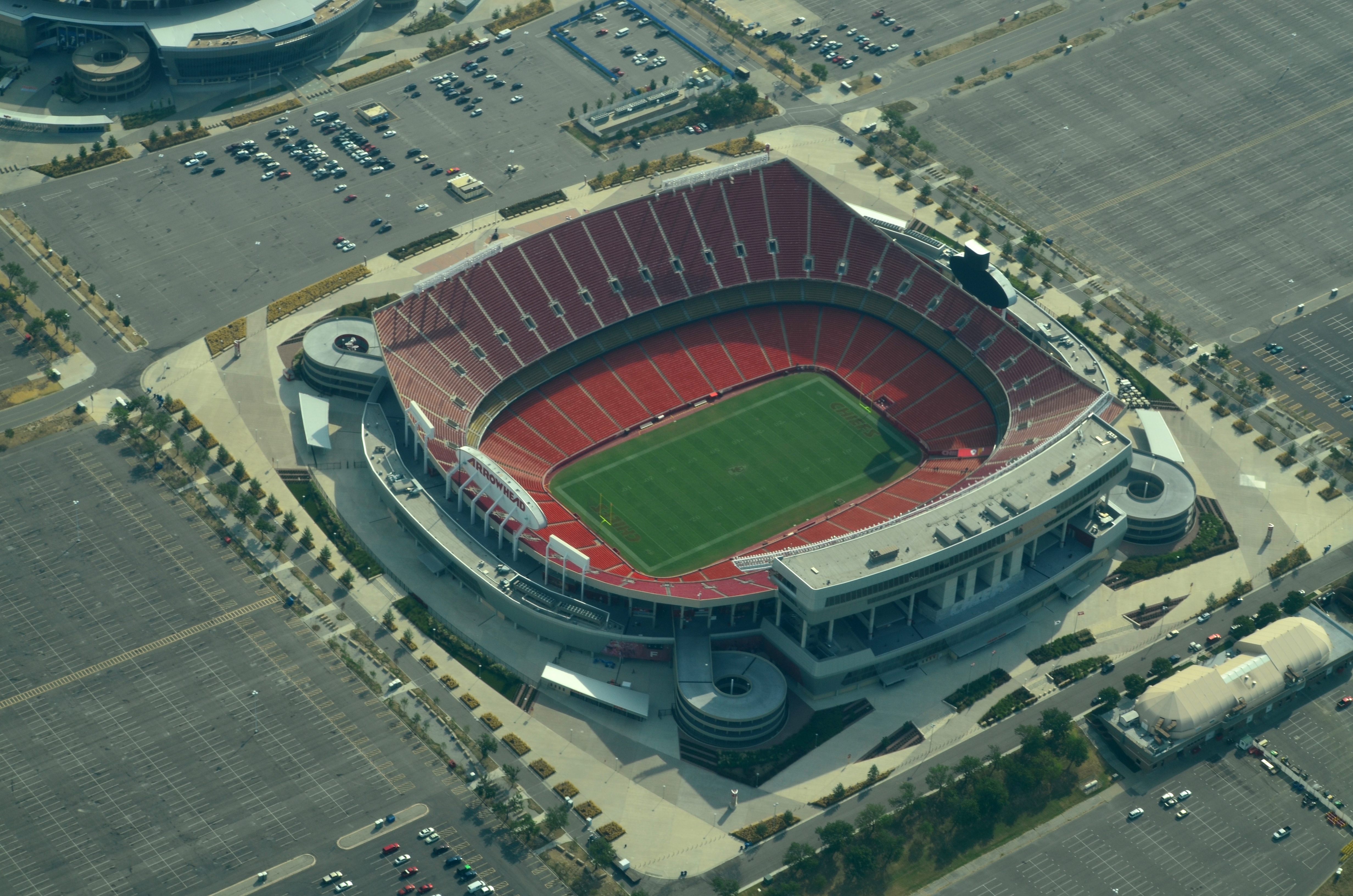 Arrowhead Stadium: Transportation Guide &amp; Travel Tips